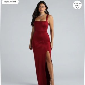 Windsor Megan Square Neck Long Formal Dress - Size L